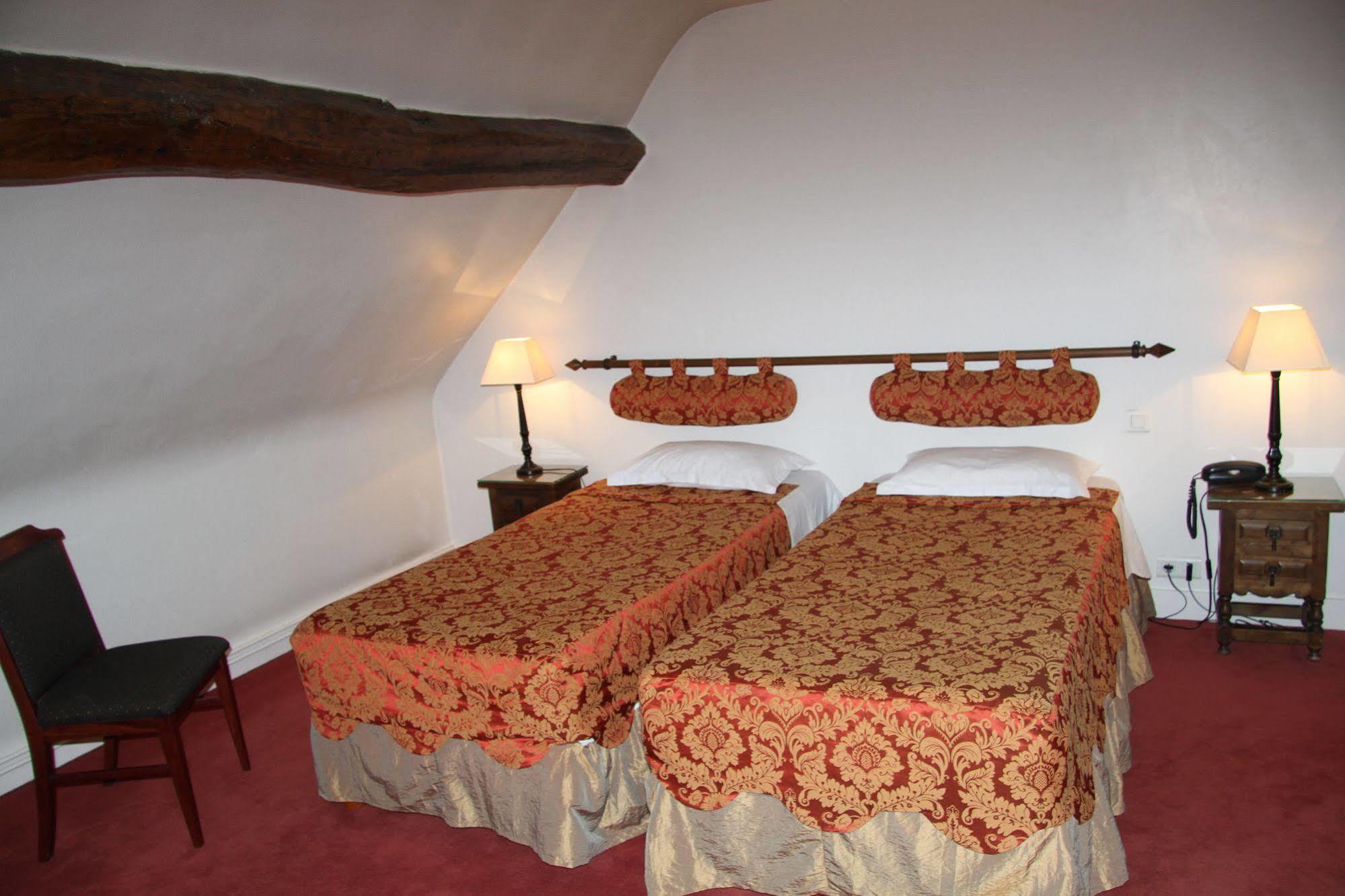 Hotel Le Regent Villers-Cotterêts Zewnętrze zdjęcie