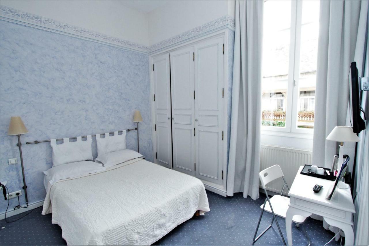 Hotel Le Regent Villers-Cotterêts Zewnętrze zdjęcie