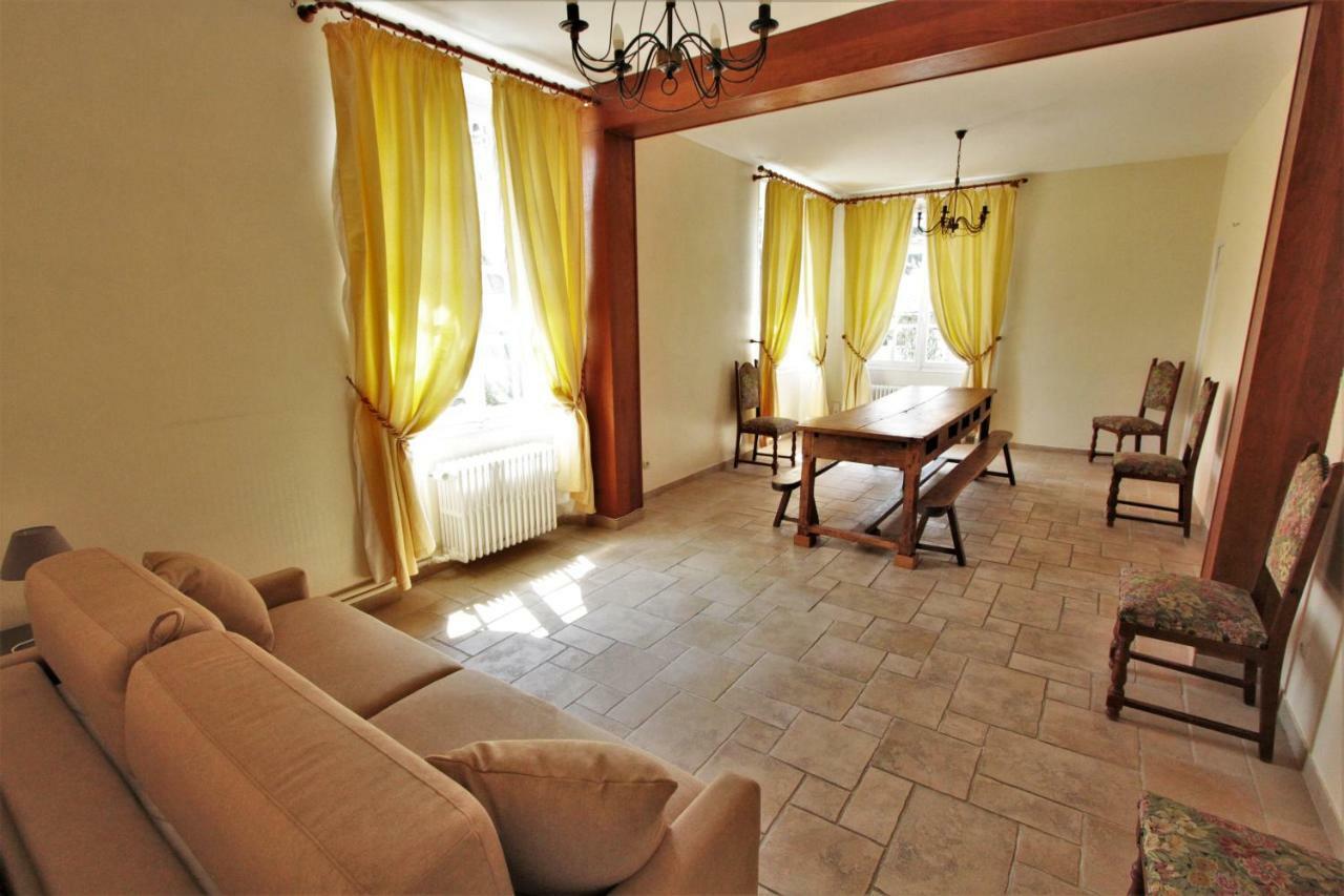 Hotel Le Regent Villers-Cotterêts Zewnętrze zdjęcie