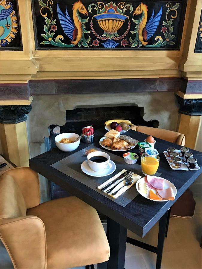 Hotel Le Regent Villers-Cotterêts Zewnętrze zdjęcie