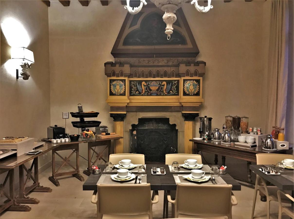 Hotel Le Regent Villers-Cotterêts Zewnętrze zdjęcie